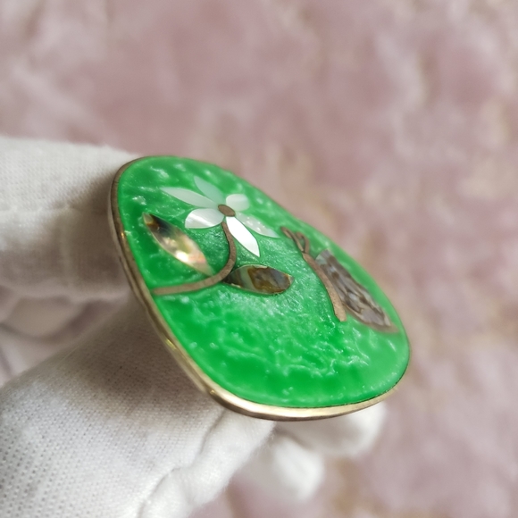 HEART SHAPED PIN | Mexico Alpaca Mother of Pearl Pin - Picture 6 of 13